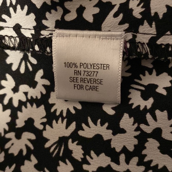 Beautiful women’s top - Picture 5 of 6